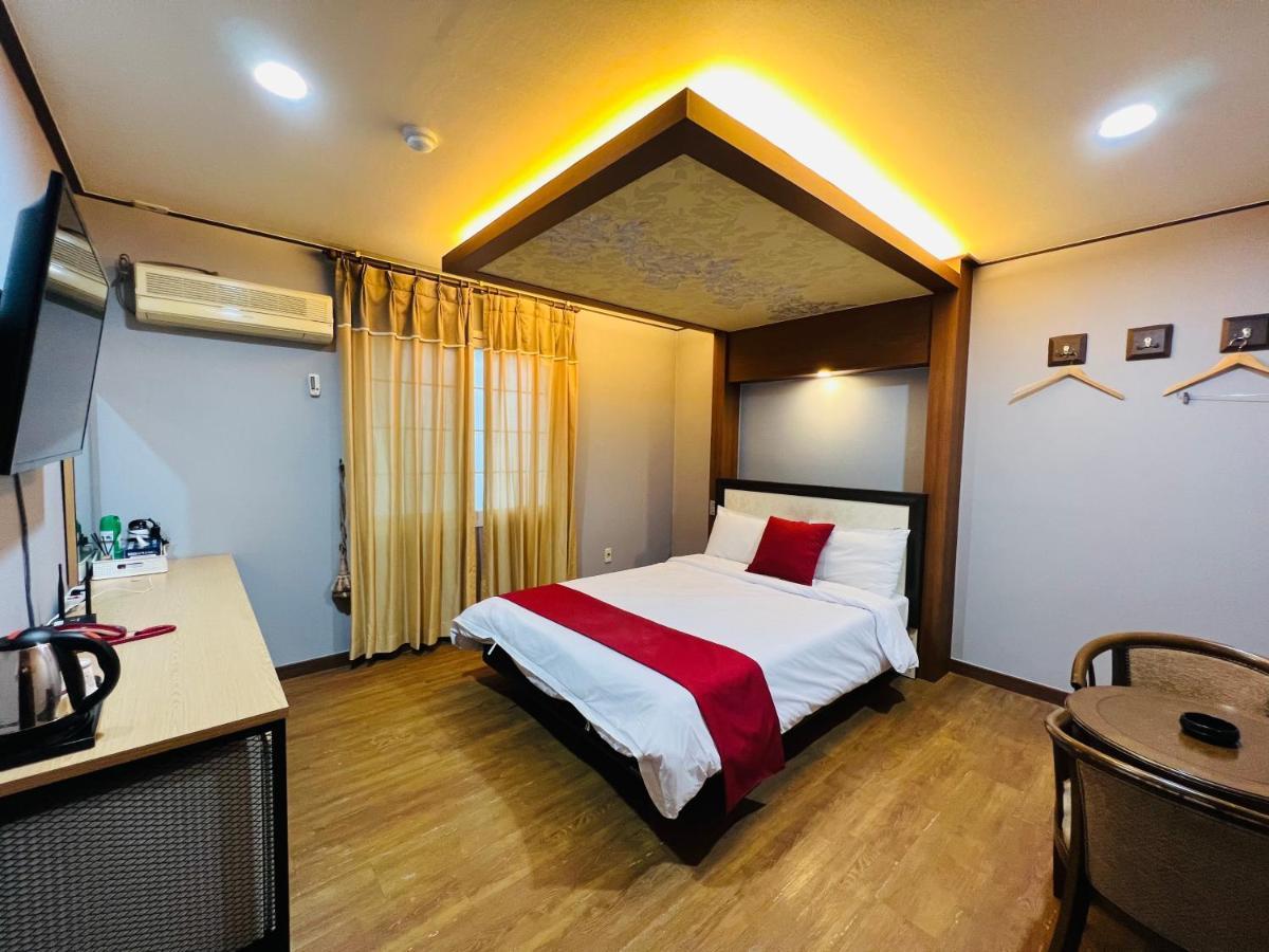 Sweet Hotel Чечжу Екстер'єр фото