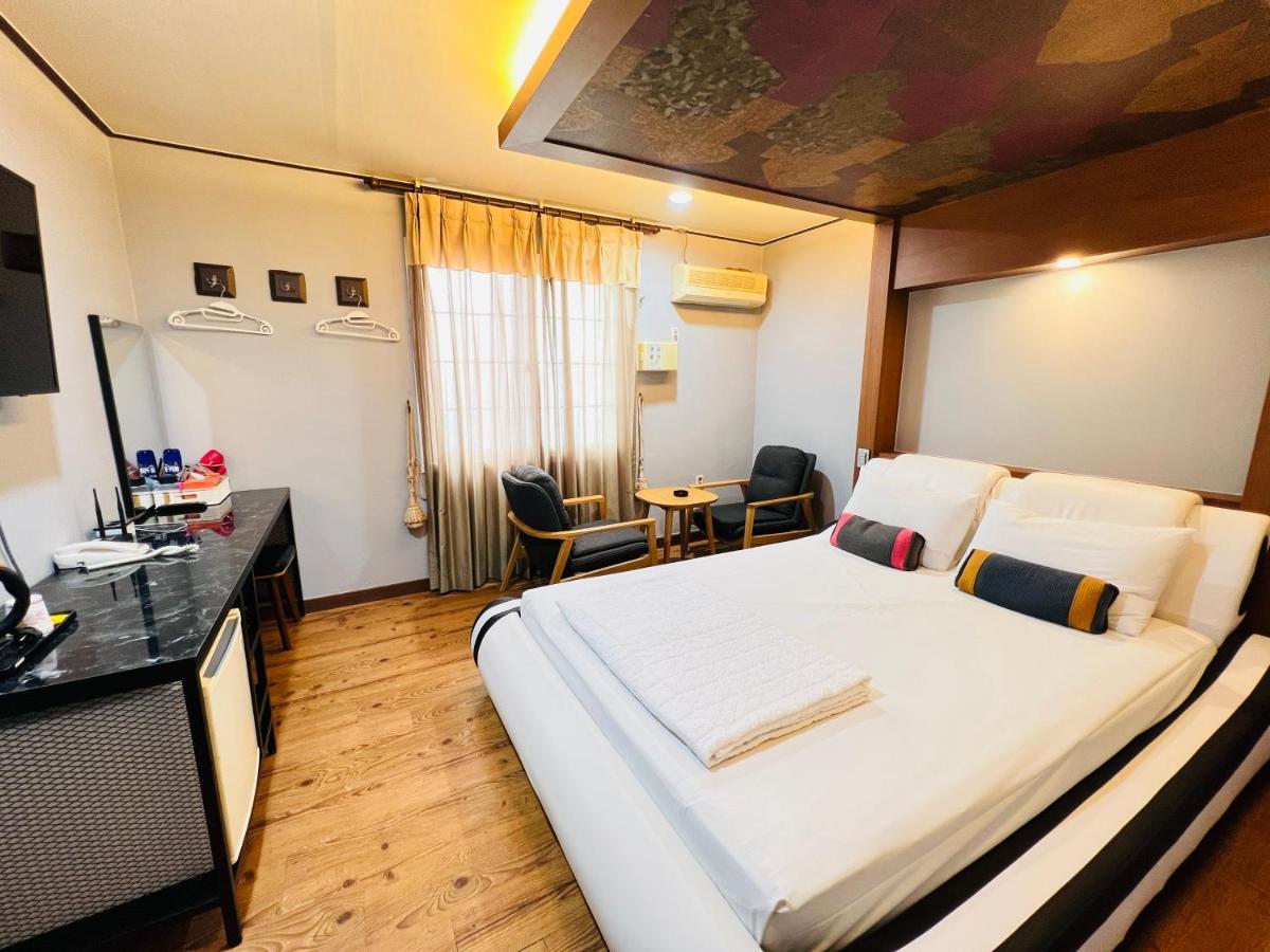 Sweet Hotel Чечжу Екстер'єр фото