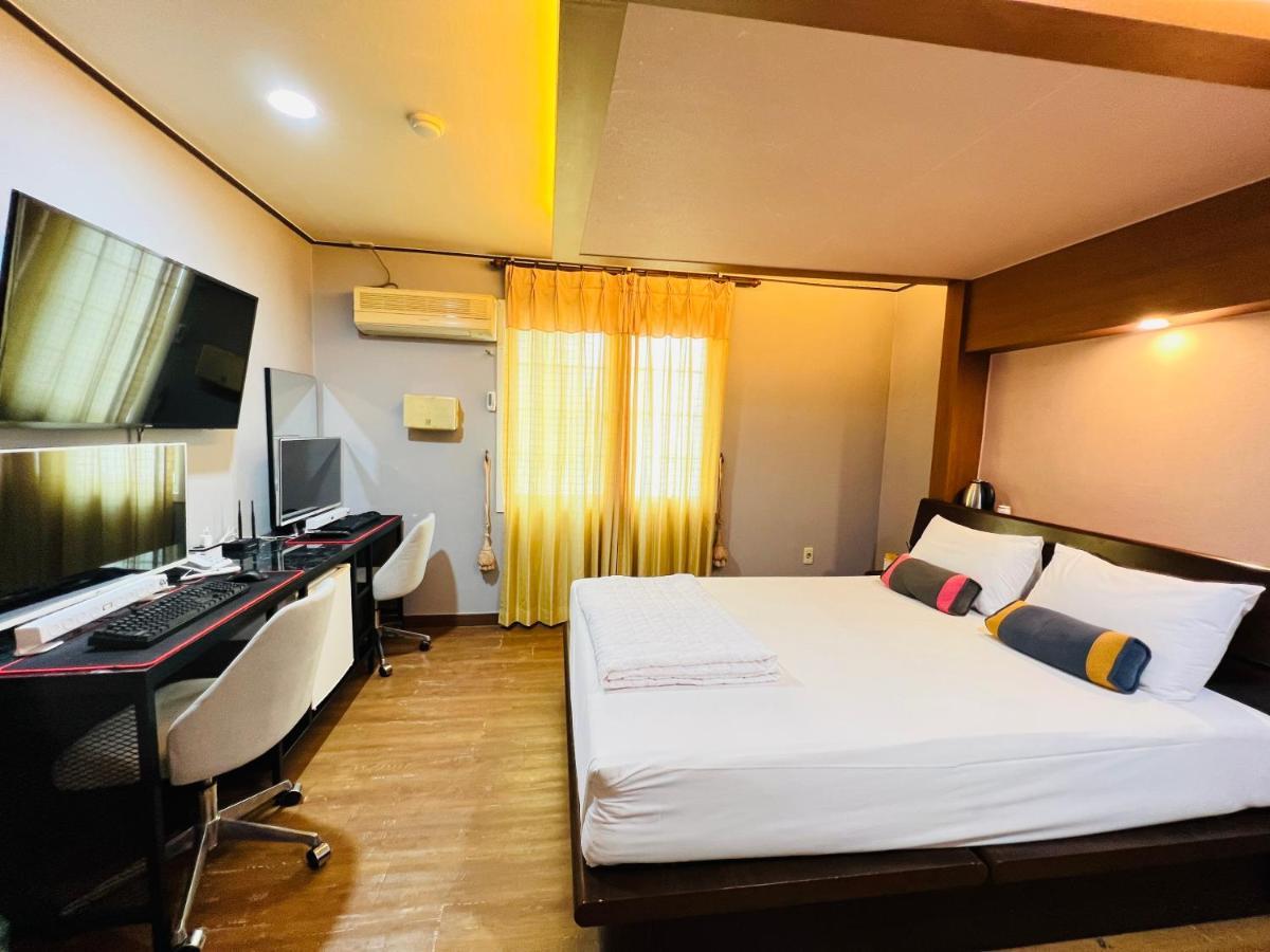Sweet Hotel Чечжу Екстер'єр фото