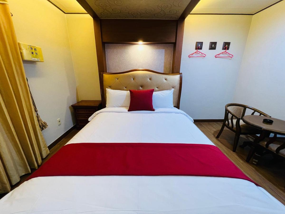 Sweet Hotel Чечжу Екстер'єр фото